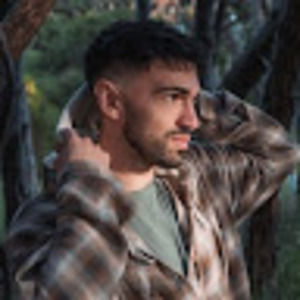 Meet your Posher, Anshelo